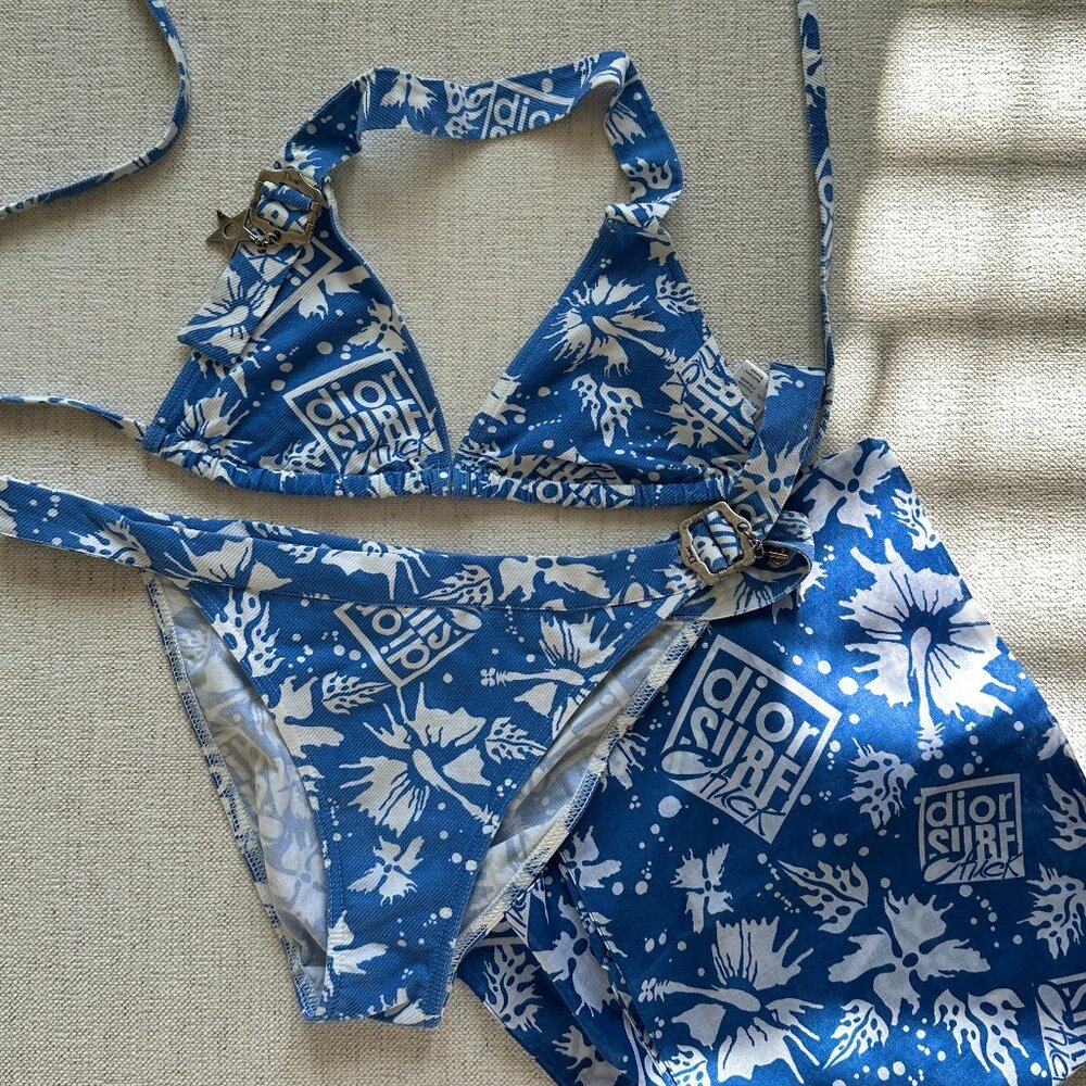 (SOLD) Dior SS 2004 Surf Chick Bikini & Sarong Set (US 4)